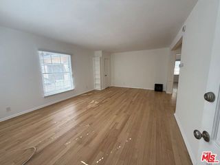 1842 PANDORA Avenue, Los Angeles, CA 90025