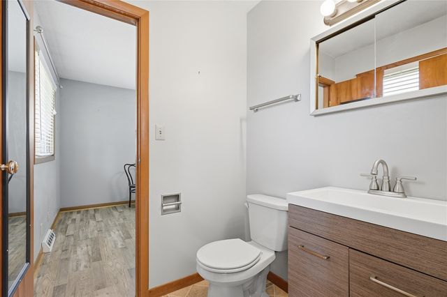 5101 1st Avenue SW, Cedar Rapids, IA 52404