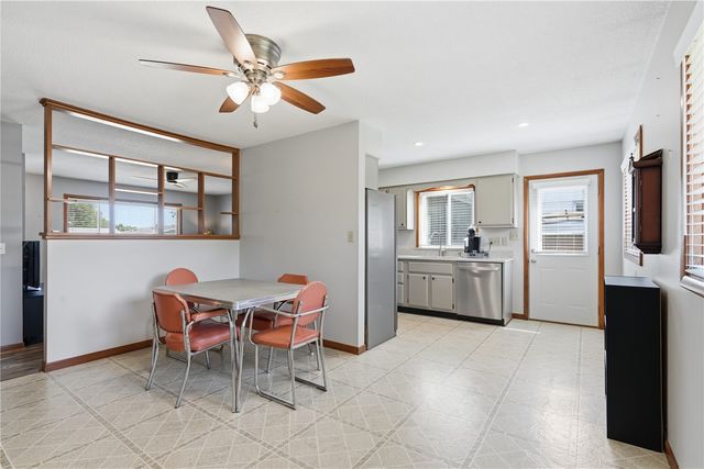 5101 1st Avenue SW, Cedar Rapids, IA 52404