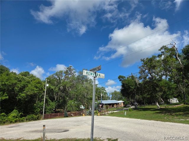 4240 S Kenvera Loop, Inverness, FL 34450