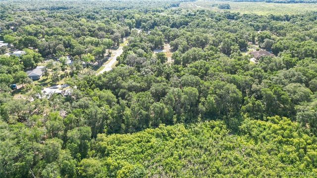 4240 S Kenvera Loop, Inverness, FL 34450