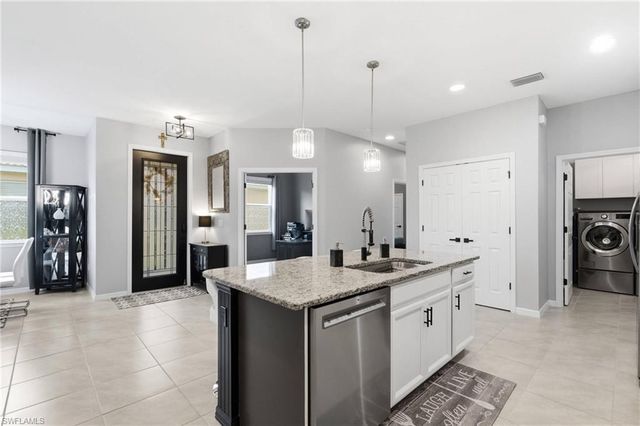4439 Dutchess Park RD, Fort Myers, FL 33916