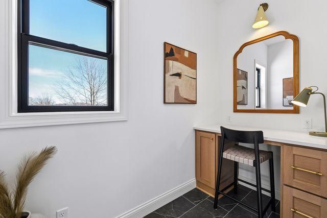 9591 Eagle Ridge Road, Chanhassen, MN 55317