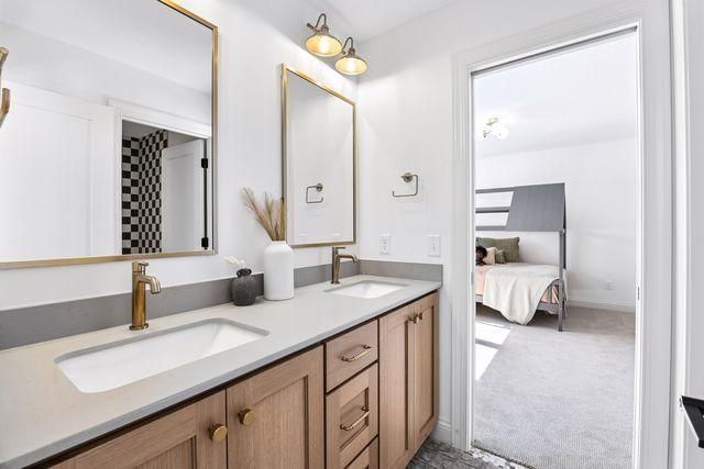 9591 Eagle Ridge Road, Chanhassen, MN 55317