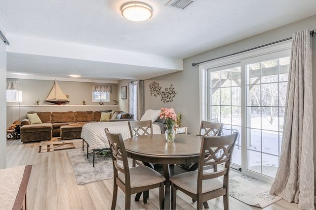 47 Surrey Ln, East Bridgewater, MA 02333