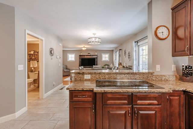 47 Surrey Ln, East Bridgewater, MA 02333