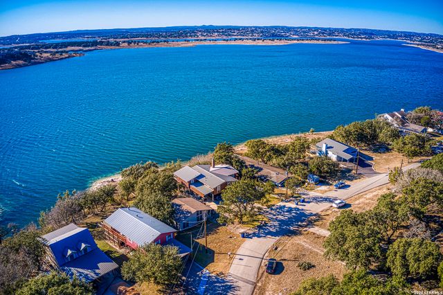 610 ORBIT DR, Canyon Lake, TX 78133