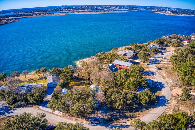 610 ORBIT DR, Canyon Lake, TX 78133