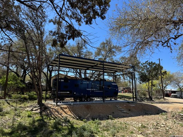 610 ORBIT DR, Canyon Lake, TX 78133