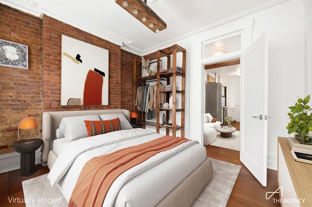 715 9th Ave Apt 3RN, New York City, NY 10019