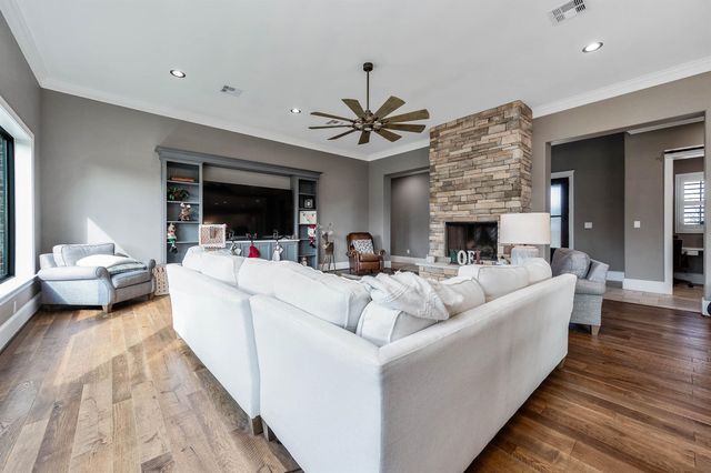 4113 County Road 145, Alvin, TX 77511