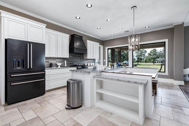 4113 County Road 145, Alvin, TX 77511