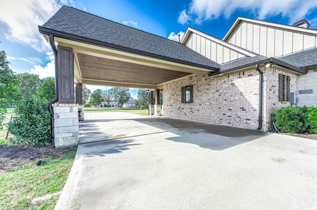 4113 County Road 145, Alvin, TX 77511