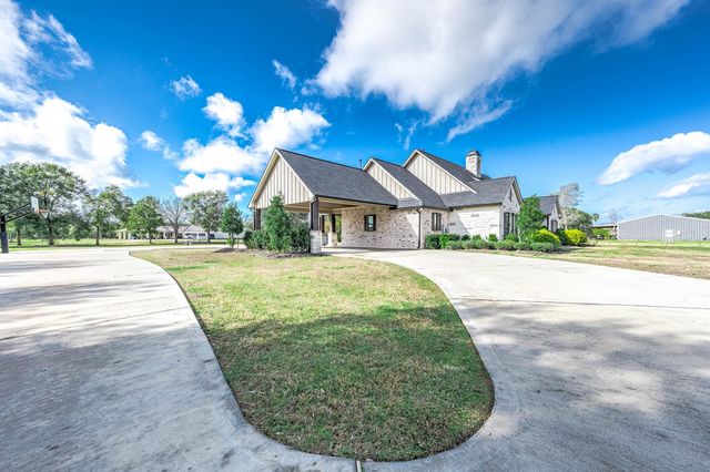 4113 County Road 145, Alvin, TX 77511