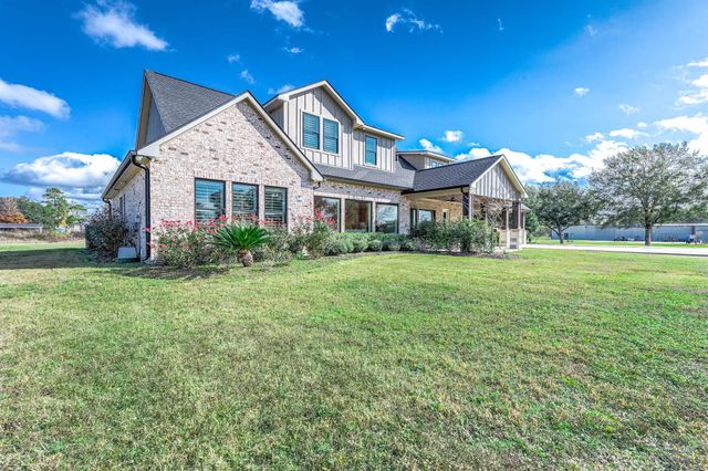 4113 County Road 145, Alvin, TX 77511