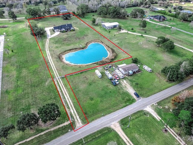 4113 County Road 145, Alvin, TX 77511