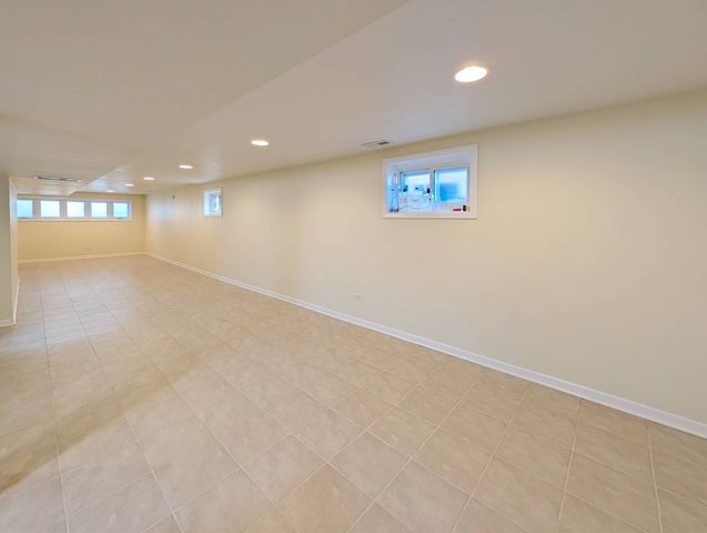 5121 S Tripp Avenue, Chicago, IL 60632