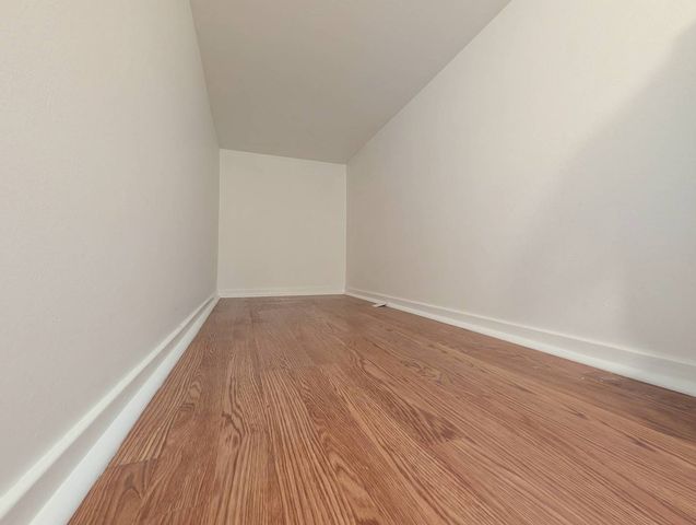 5121 S Tripp Avenue, Chicago, IL 60632
