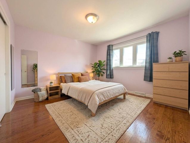 5121 S Tripp Avenue, Chicago, IL 60632