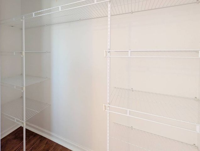 5121 S Tripp Avenue, Chicago, IL 60632