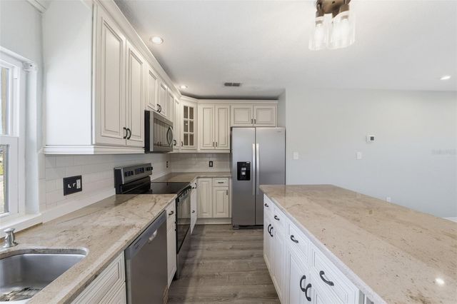 5153 TURQUOISE LANE 102, New Port Richey, FL 34652