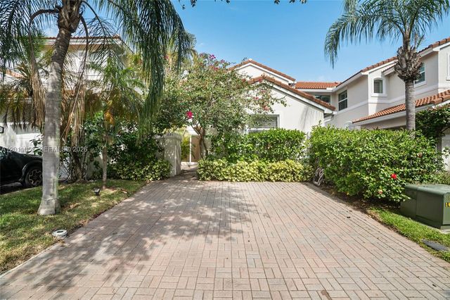 1640 Weeping Willow Way 1640, Hollywood, FL 33019