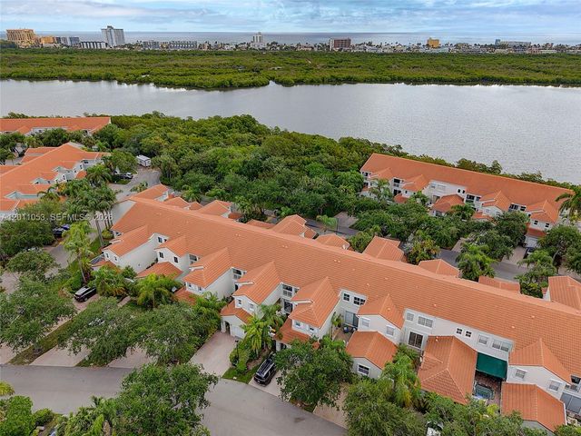 1640 Weeping Willow Way 1640, Hollywood, FL 33019