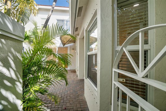 1640 Weeping Willow Way 1640, Hollywood, FL 33019
