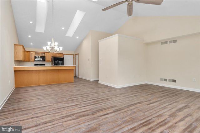 3459 GLEN EAGLES DR, Chambersburg, PA 17202