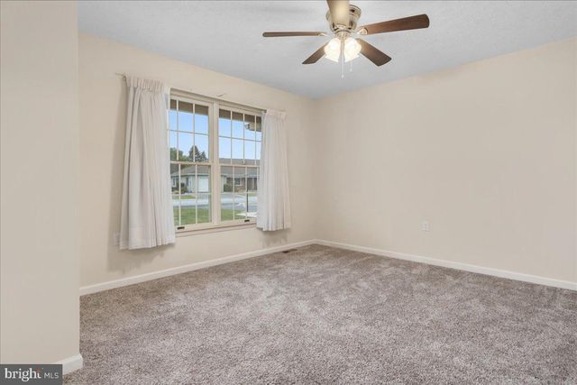 3459 GLEN EAGLES DR, Chambersburg, PA 17202