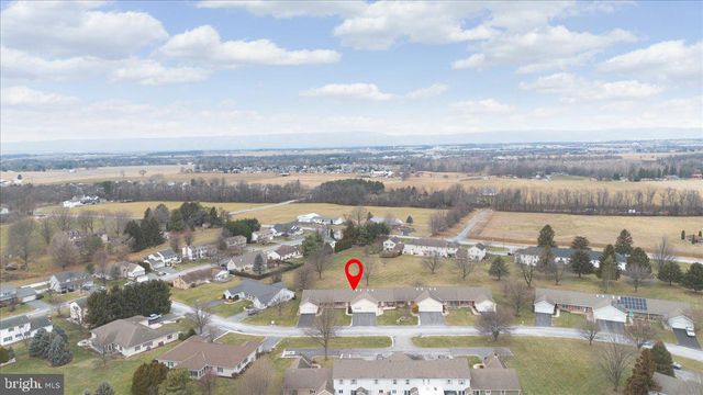 3459 GLEN EAGLES DR, Chambersburg, PA 17202