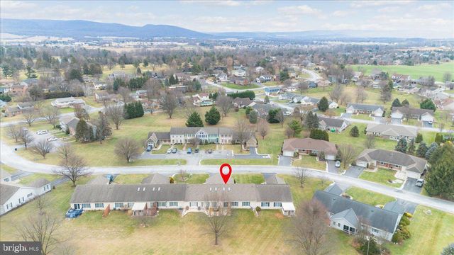 3459 GLEN EAGLES DR, Chambersburg, PA 17202