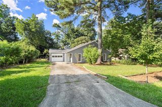 2580 Snake Court, Ellenwood, GA 30294