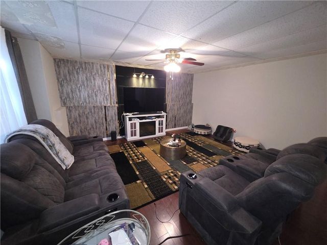 5046 Sunbrook NW Drive, Acworth, GA 30101