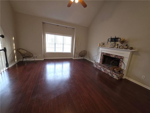 5046 Sunbrook NW Drive, Acworth, GA 30101