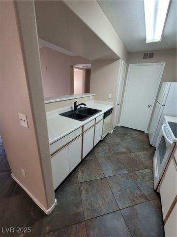 2300 East SILVERADO RANCH BL Boulevard 2049, Las Vegas, NV 89183