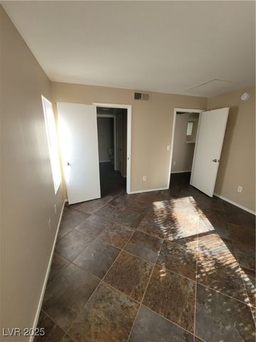 2300 East SILVERADO RANCH BL Boulevard 2049, Las Vegas, NV 89183