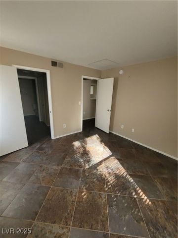 2300 East SILVERADO RANCH BL Boulevard 2049, Las Vegas, NV 89183