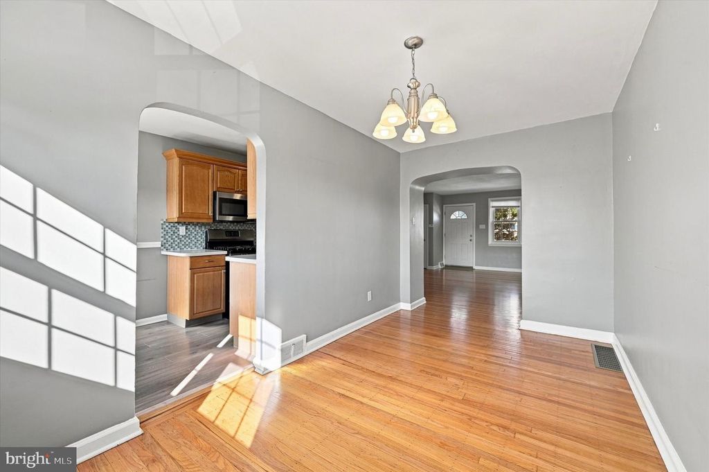 495 KINGSLEY ST, PHILADELPHIA, PA 19128 — photo 5