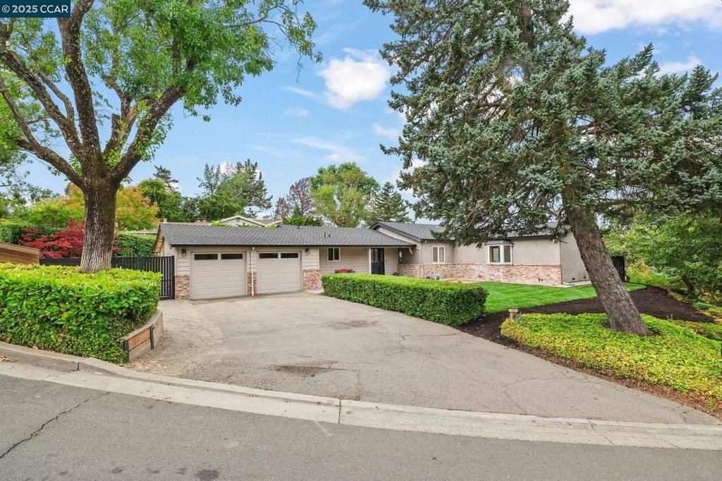 3399 Sweet Dr, Lafayette, CA 94549