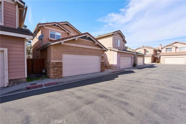 7801 Pacific Circle, Midway City, CA 92655