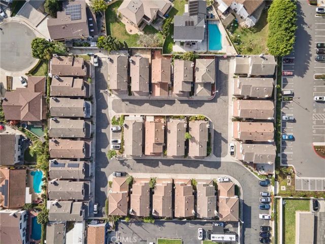 7801 Pacific Circle, Midway City, CA 92655