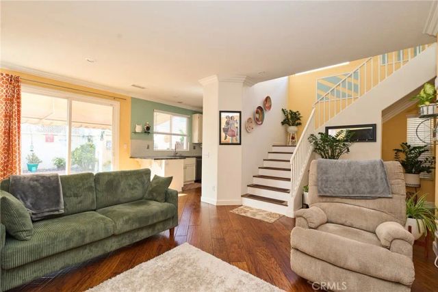 7801 Pacific Circle, Midway City, CA 92655