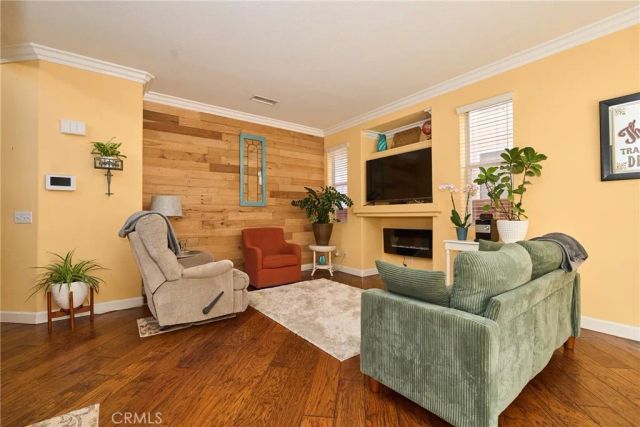 7801 Pacific Circle, Midway City, CA 92655