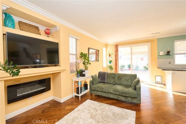 7801 Pacific Circle, Midway City, CA 92655