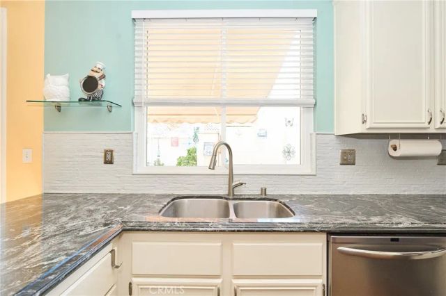 7801 Pacific Circle, Midway City, CA 92655