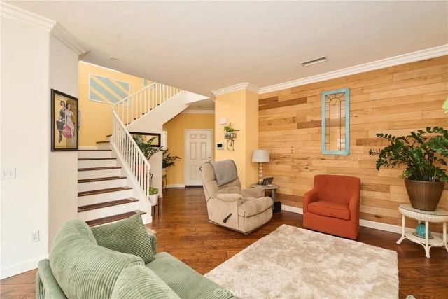 7801 Pacific Circle, Midway City, CA 92655