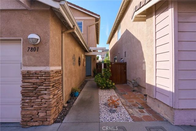 7801 Pacific Circle, Midway City, CA 92655