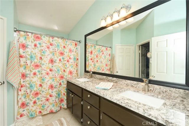 7801 Pacific Circle, Midway City, CA 92655