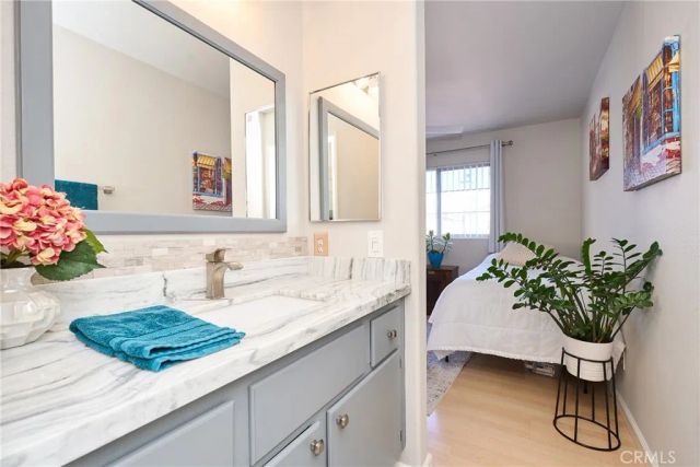 7801 Pacific Circle, Midway City, CA 92655